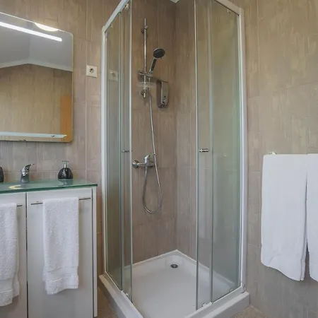Guest house Quinta Das Hortencias 3*